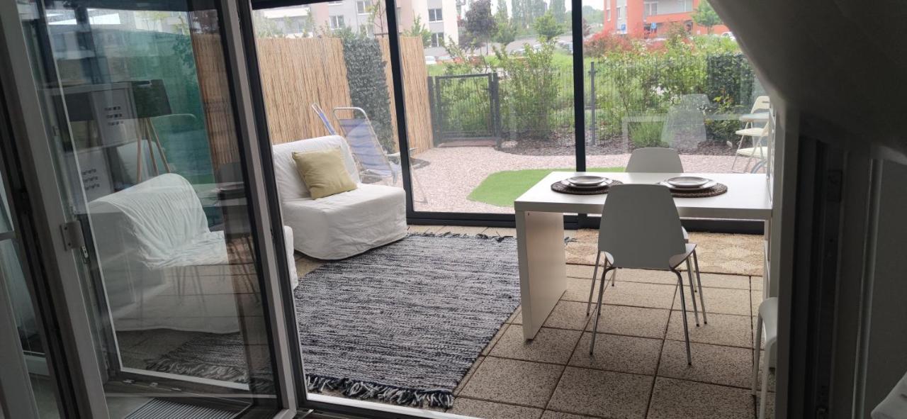 - Letnany 178 Zimni Zahrada Appartement